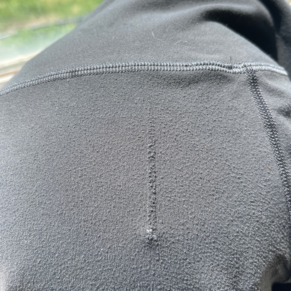Lululemon align 28” dark graphite - Picture 4 of 7